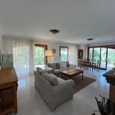 Amplia Casa A 10 Min De La Playa Holiday home *