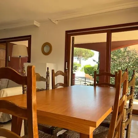 Amplia Casa A 10 Min De La Playa Holiday home Montras